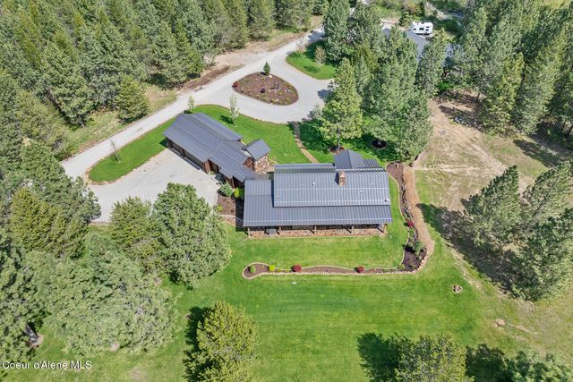 2010 E Dodd RD, Hayden, ID 83835