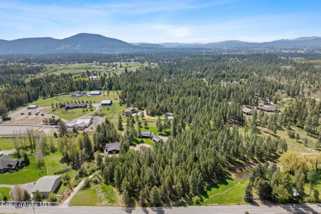 2010 E Dodd RD, Hayden, ID 83835