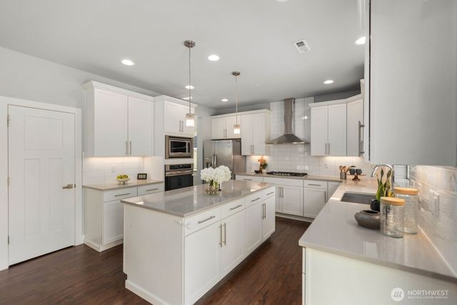 111 153rd Street SW, Lynnwood, WA 98087