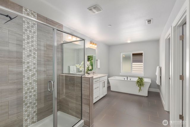 111 153rd Street SW, Lynnwood, WA 98087
