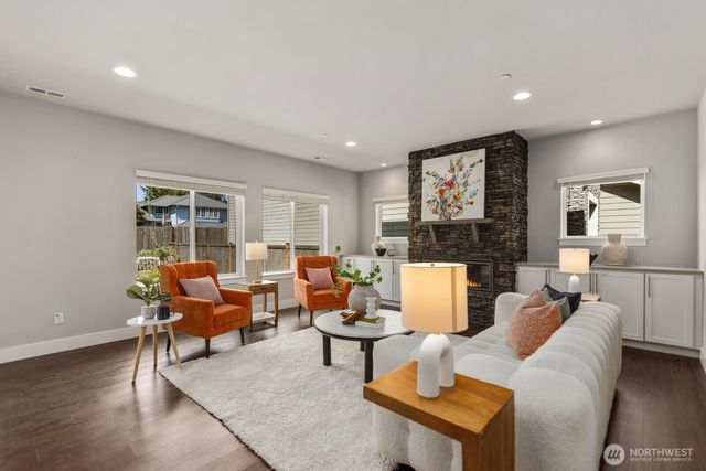 111 153rd Street SW, Lynnwood, WA 98087
