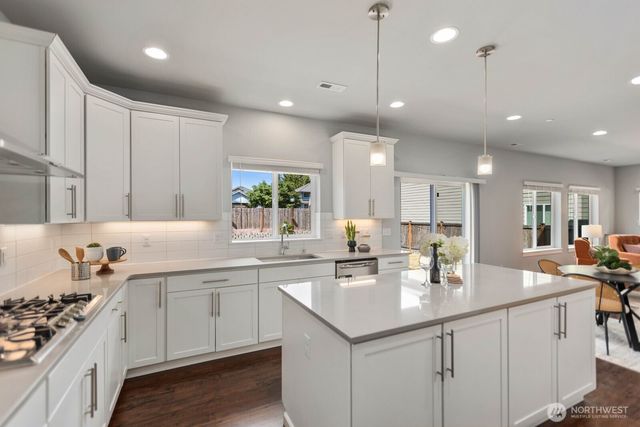 111 153rd Street SW, Lynnwood, WA 98087