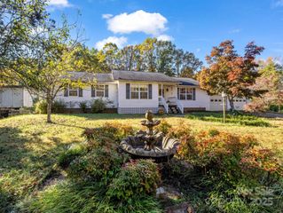262 Daisy Lane, Bostic, NC 28018