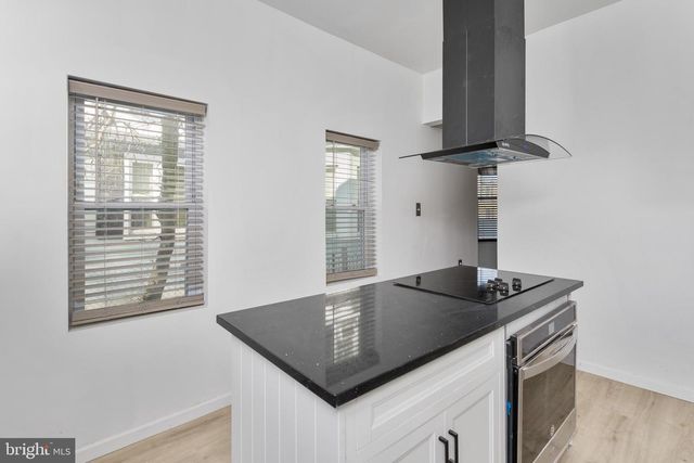 422 PRINCE ST, Bordentown, NJ 08505