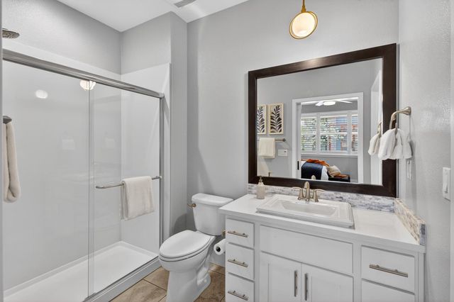 315 Creamery Ln, Sacramento, CA 95814