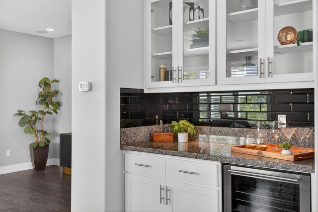 315 Creamery Ln, Sacramento, CA 95814