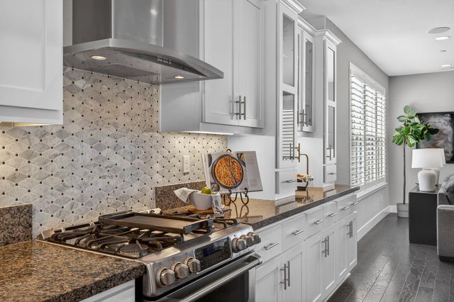 315 Creamery Ln, Sacramento, CA 95814