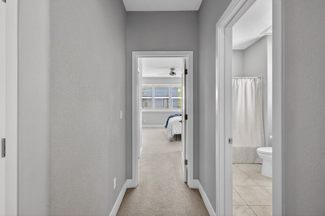 315 Creamery Ln, Sacramento, CA 95814