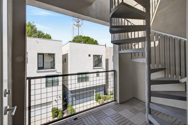 315 Creamery Ln, Sacramento, CA 95814