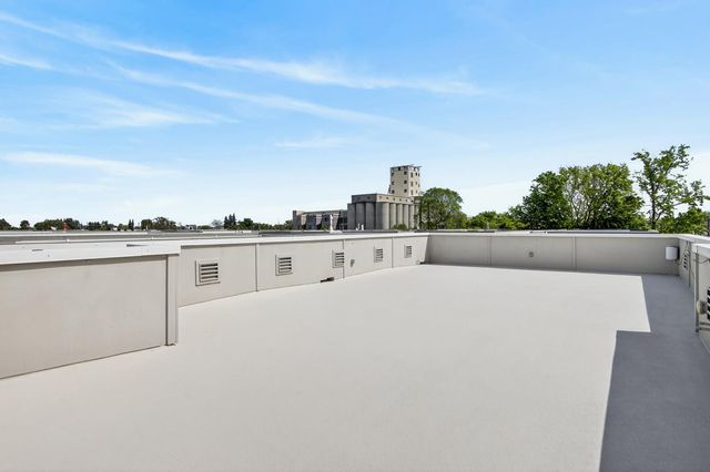 315 Creamery Ln, Sacramento, CA 95814