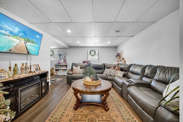 1311 Peachtree Drive, Valparaiso, IN 46383