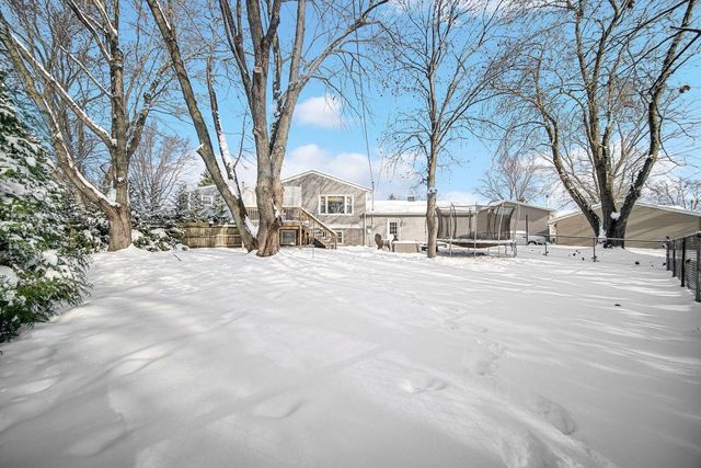 1311 Peachtree Drive, Valparaiso, IN 46383