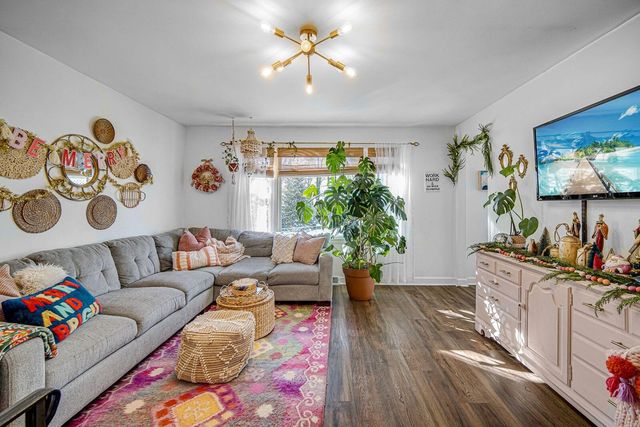 1311 Peachtree Drive, Valparaiso, IN 46383