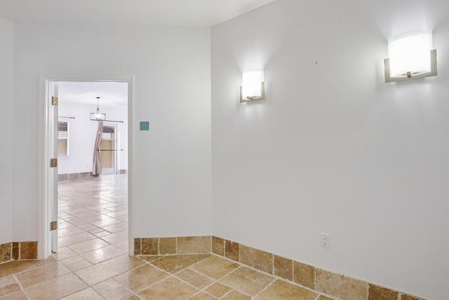 3940 N Flagler Drive 201, West Palm Beach, FL 33407