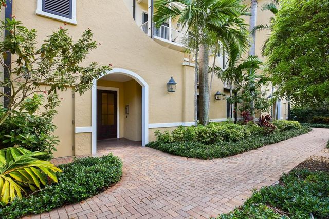 3940 N Flagler Drive 201, West Palm Beach, FL 33407