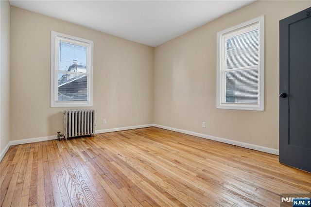 98 Delmar Place, Irvington, NJ 07111