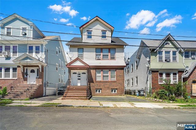 98 Delmar Place, Irvington, NJ 07111