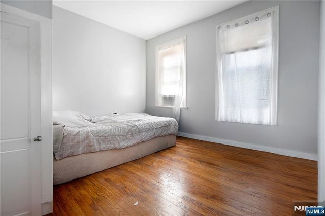 98 Delmar Place, Irvington, NJ 07111