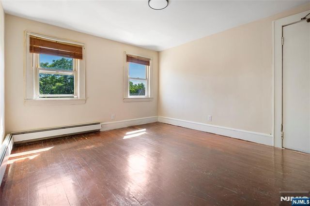 98 Delmar Place, Irvington, NJ 07111