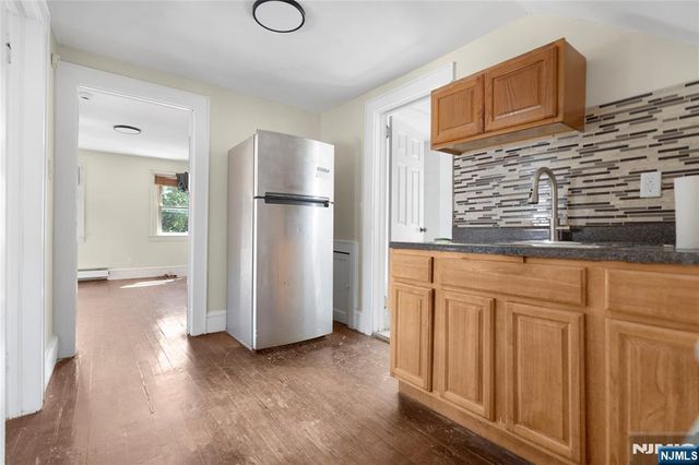 98 Delmar Place, Irvington, NJ 07111