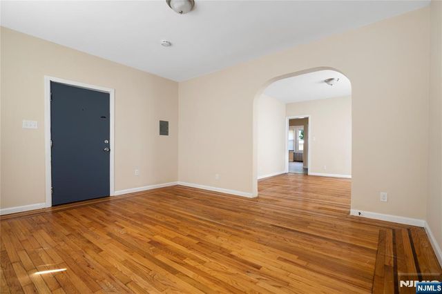 98 Delmar Place, Irvington, NJ 07111