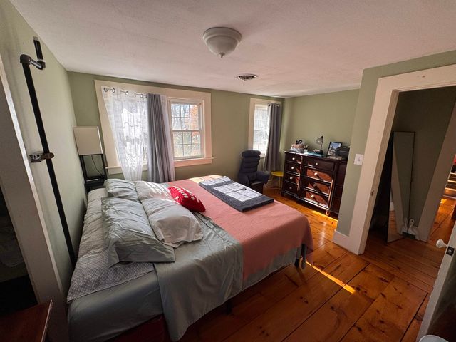 130 Old Concord Turnpike, Barrington, NH 03825