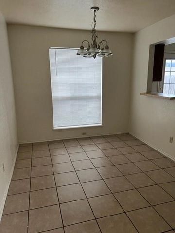 6702 Everhart V105, Corpus Christi, TX 78413