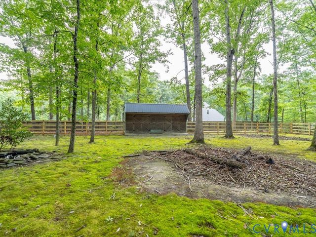 2571 Judes Ferry Rd, Powhatan, VA 23139