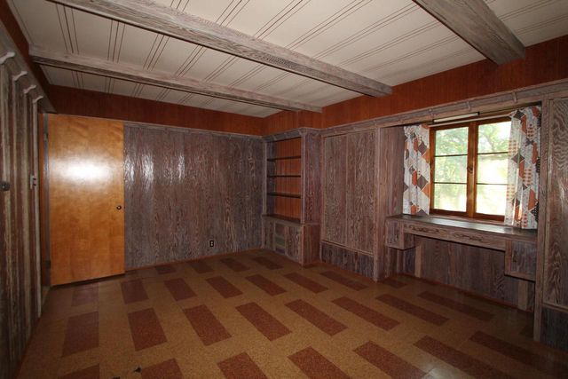 29306 Durand AVENUE, Burlington, WI 53105