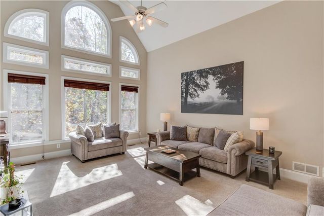 445 Big Bend Trail, Sugar Hill, GA 30518