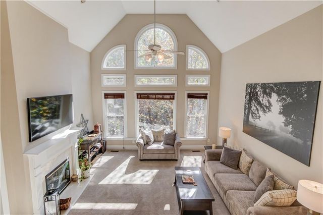 445 Big Bend Trail, Sugar Hill, GA 30518