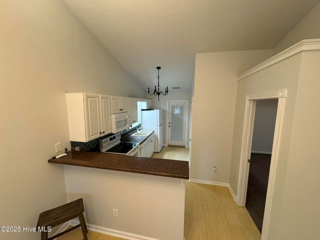 821 Summertree Lane, Wilmington, NC 28412