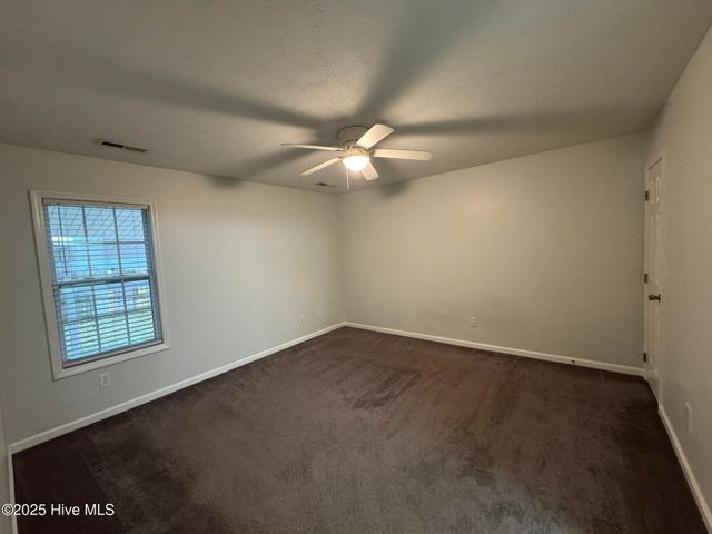 821 Summertree Lane, Wilmington, NC 28412