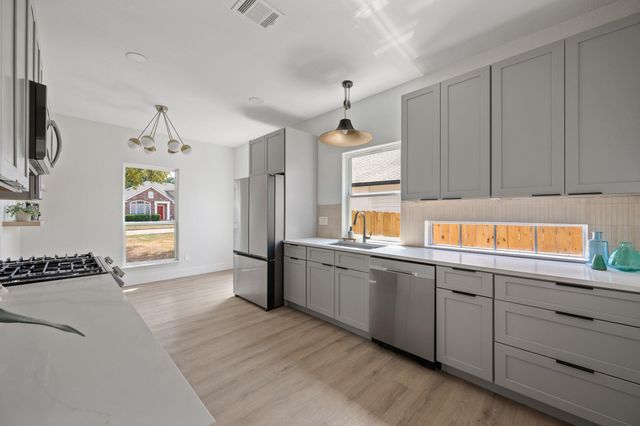 11604 Loweswater LN, Austin, TX 78754