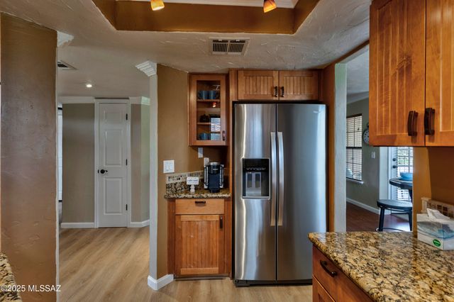 6651 N Campbell Ave Apt 286, Tucson, AZ 85718