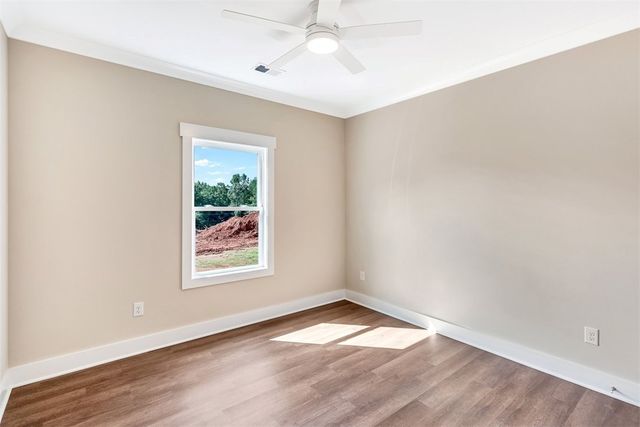 150 Sky Lane, Townville, SC 29689