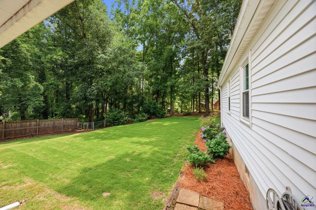 1215 Craddock Way, Macon, GA 31210