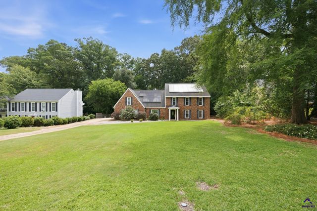 1215 Craddock Way, Macon, GA 31210