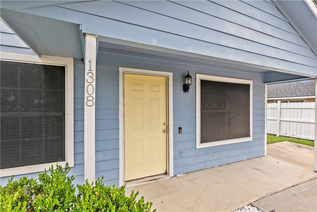 1308 Celias Dream, Bryan, TX 77803 — photo 4
