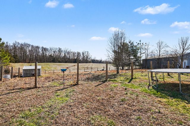1510 Rapids Rd, Portland, TN 37148