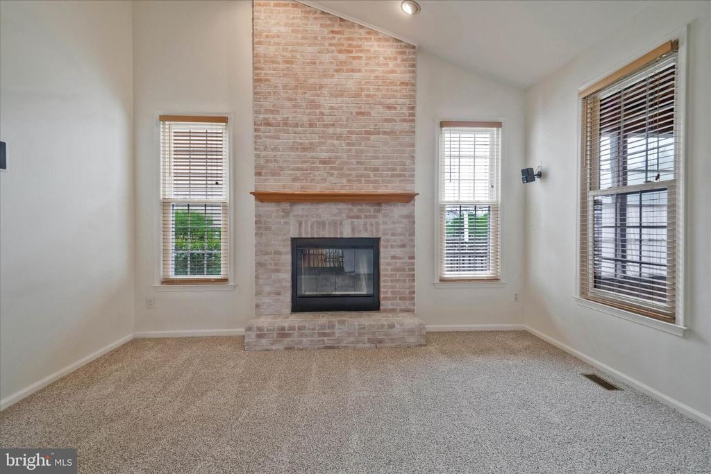 Image 19 of property listing at 8285 GLENMAR RD, Ellicott City, MD 21043