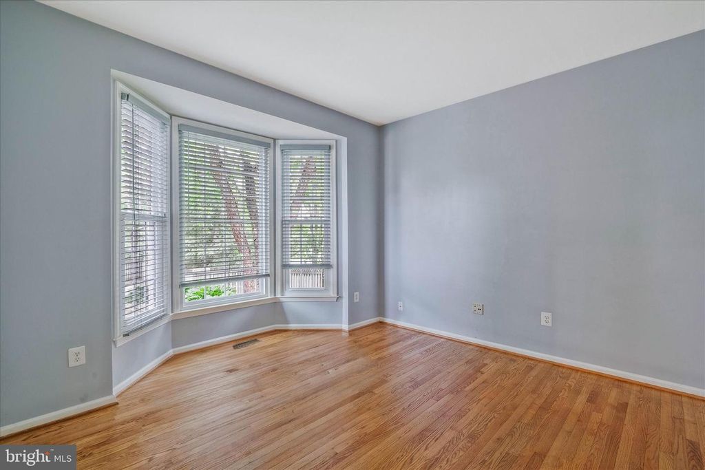 Image 22 of property listing at 8285 GLENMAR RD, Ellicott City, MD 21043
