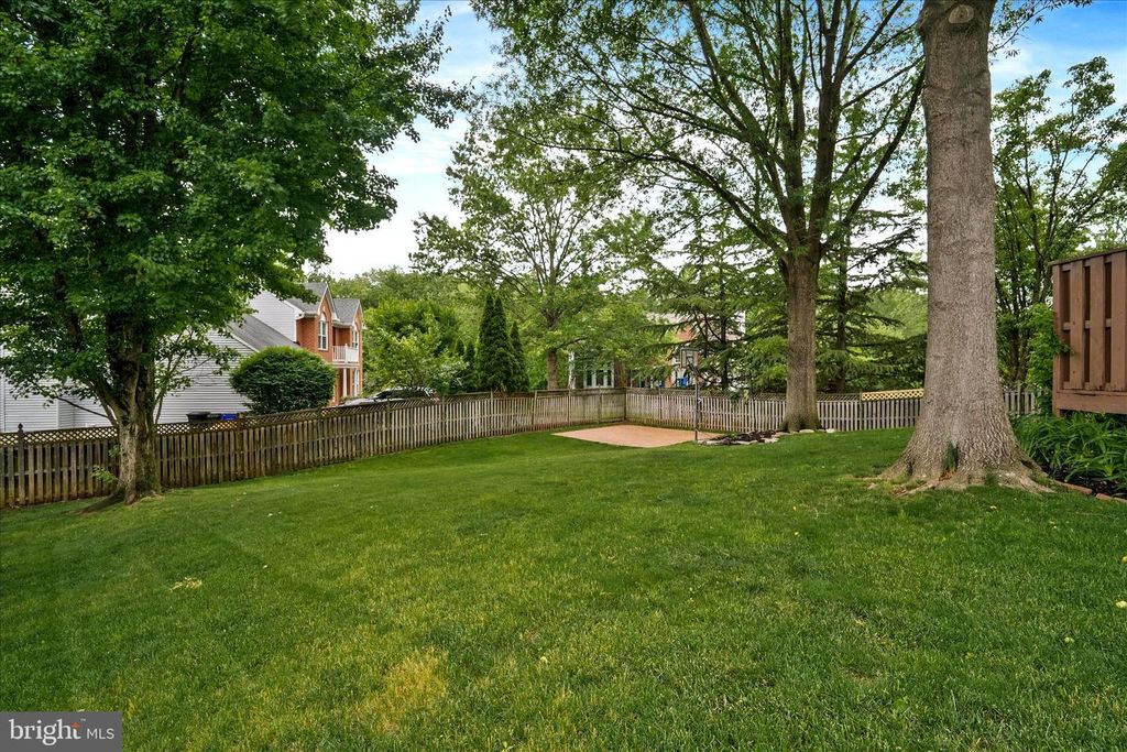 Image 37 of property listing at 8285 GLENMAR RD, Ellicott City, MD 21043