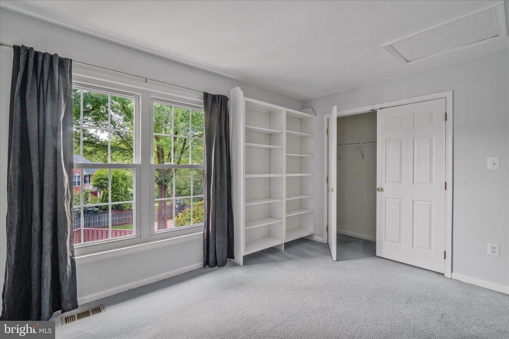 Image 51 of property listing at 8285 GLENMAR RD, Ellicott City, MD 21043