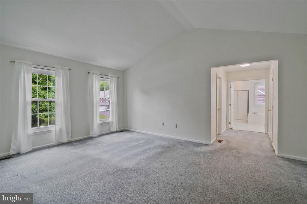 Image 54 of property listing at 8285 GLENMAR RD, Ellicott City, MD 21043