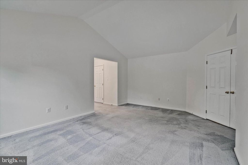 Image 55 of property listing at 8285 GLENMAR RD, Ellicott City, MD 21043