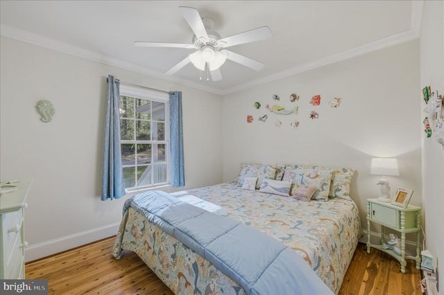 457 ROLLING LN, Harpers Ferry, WV 25425