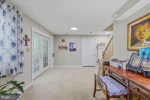 457 ROLLING LN, Harpers Ferry, WV 25425