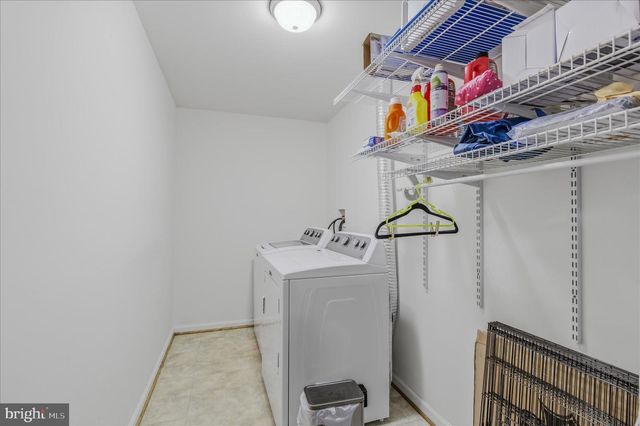 457 ROLLING LN, Harpers Ferry, WV 25425