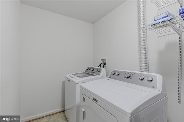457 ROLLING LN, Harpers Ferry, WV 25425